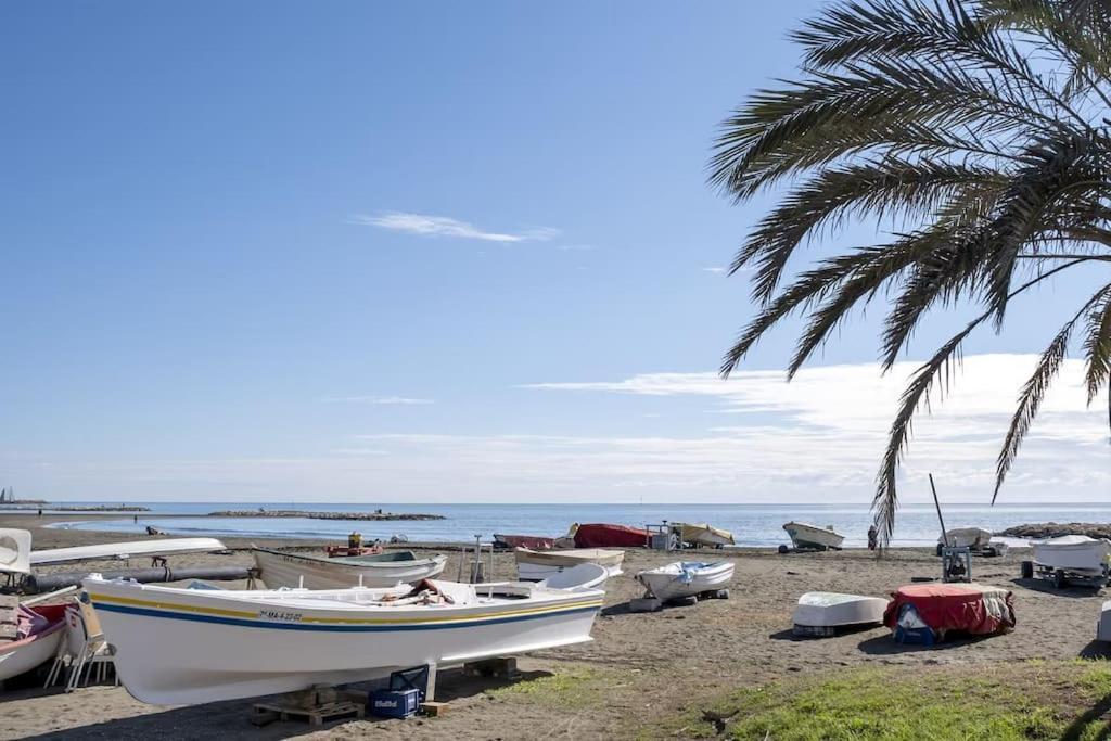 Beachfront Studio, El Palo - Tcm Apartament
